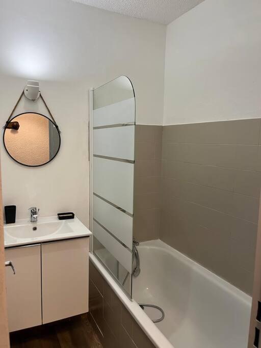 Appartement Moderne & Chaleureux Gréoux-les-Bains Εξωτερικό φωτογραφία